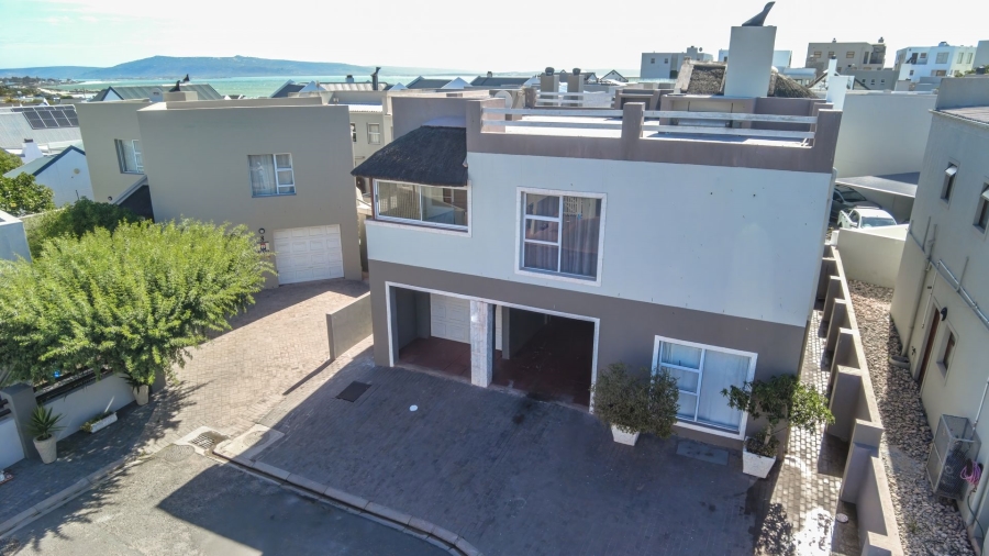To Let 3 Bedroom Property for Rent in Waterfront Western Cape